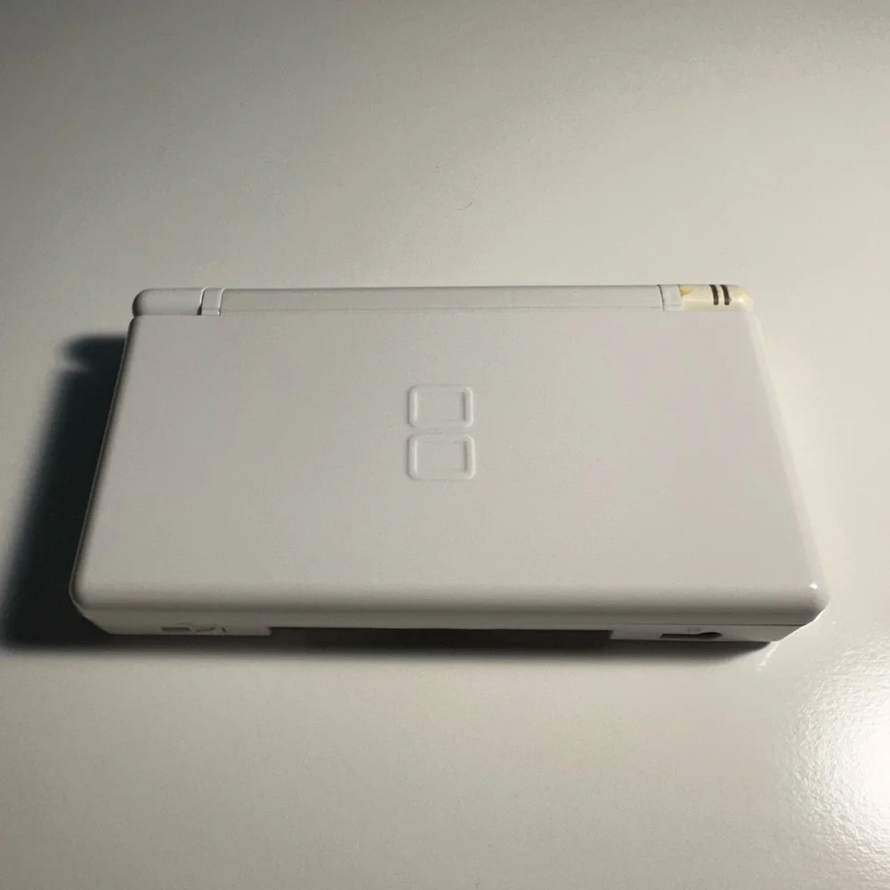 Nintendo DS Lite – White | Charger & Crash Bandicoot Included